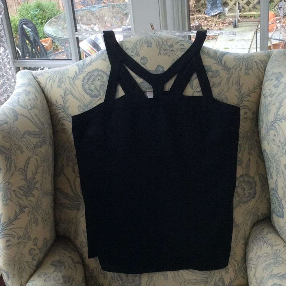 Blk. Silky top